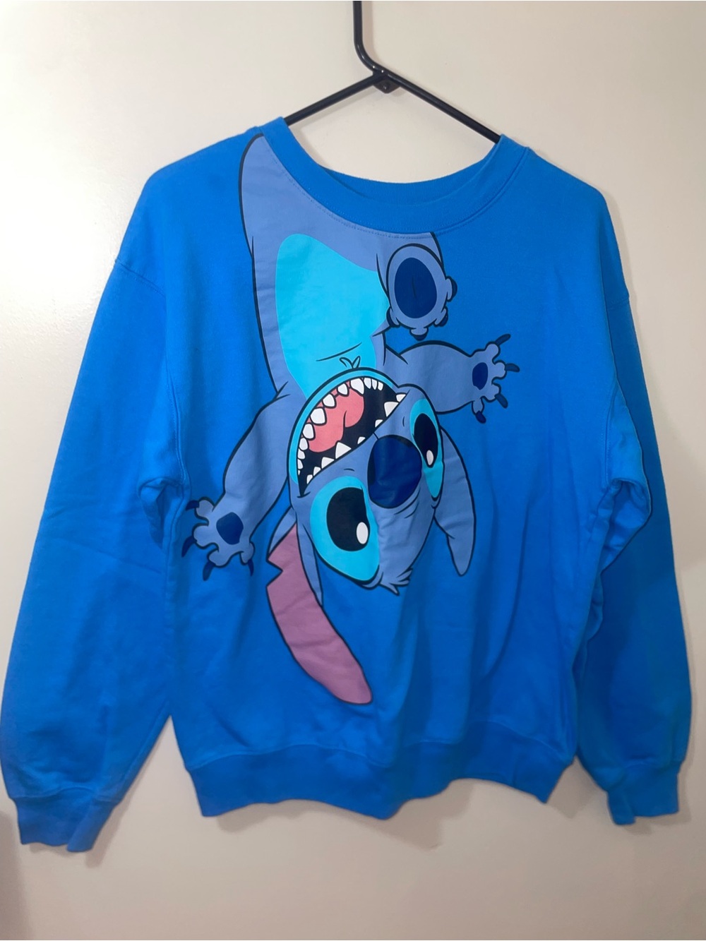 DISNEY Stitch Crewneck Sweatshirt Medium